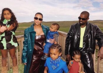 Capa Kim Kardashian, Kanye West e filhos